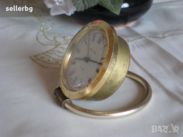 Часовници будилници СЛАВА работещи антики от СССР, снимка 5 - Други - 21056645