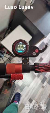 Елетрическа Тротинетка KugoKirin X1, снимка 6 - Скутери и тротинетки - 52300621