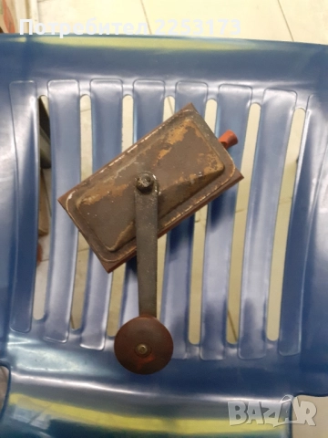 Дървена мелница стара, снимка 1