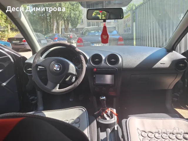 Сеат Ибиза 1.4 декември 2005 г., снимка 5 - Автомобили и джипове - 55770281
