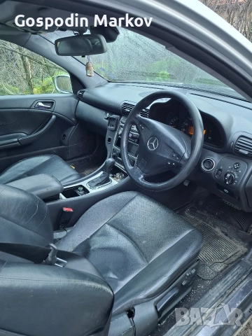 Mercedes C220 CDI 2002 , снимка 4 - Автомобили и джипове - 52863200