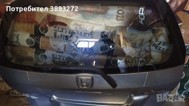 Заден капак за Хонда Джаз 2007 с проблем в долната част, снимка 2 - Части - 52903602