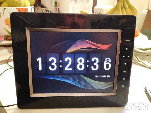 Цифрова фоторамка SAMSUNG SPF-85H 8 inch, снимка 5 - Друга електроника - 53221919