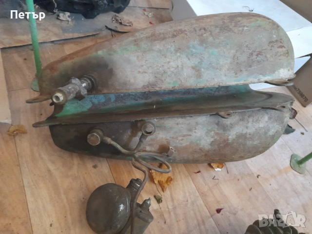 Продавам  резервоар , снимка 2 - Мотоциклети и мототехника - 54157698