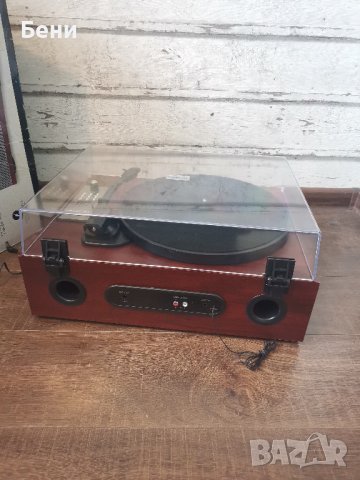 Продавам грамофон /CD/радио/Bluetooth с говорители чисто нов Victrola , снимка 5 - Грамофони - 37437010