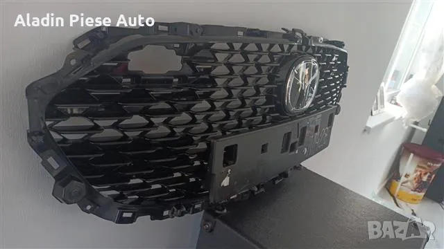 Централна решетка Mazda 3 година 2019 2020 2021 2022, код BCKB-50711 , снимка 3 - Аксесоари и консумативи - 49383188