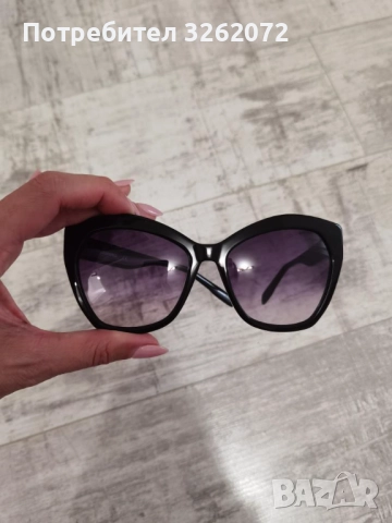 Слънчеви очила KARL LAGERFELD., снимка 3 - Слънчеви и диоптрични очила - 52361097