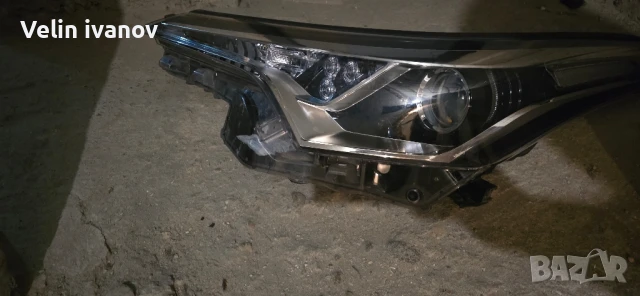 ляв фар за Toyota CH-R, снимка 3 - Части - 50456515