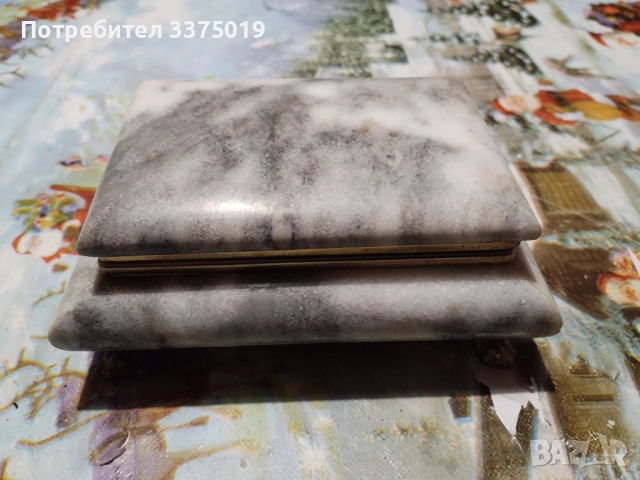 Мраморна кутия