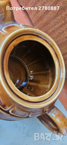 Ретро 70-те Кафяв чайник 1.5л + 2 чинийки за десерт, снимка 3 - Антикварни и старинни предмети - 51114963