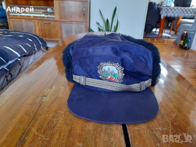 Стара зимна шапка Академия МВР