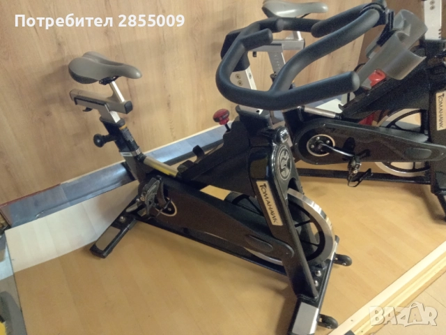 Професионален СПИН байк Tomahawk, снимка 2 - Фитнес уреди - 52246768