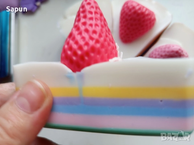 Сапунени парчета торта с ягода за детски рожден ден , снимка 3 - Декорация - 52566282