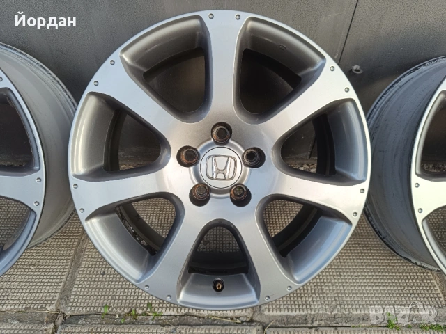 ОРИГИНАЛНИ джанти 18 ' цола 5x114,3 HONDA CR-V / Хонда ЦР-В 64,1 ЕТ50 7J, снимка 8 - Гуми и джанти - 54207111
