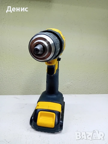 Акумулаторен Винтоверт Dewalt DCD 771, снимка 4 - Винтоверти - 54103611