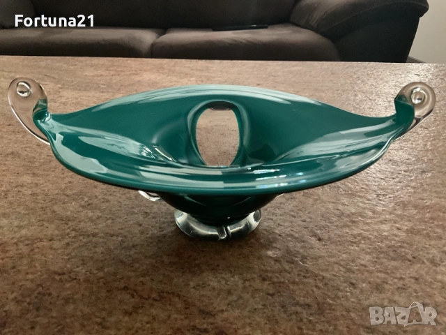 Стъклена Декоративна купа / ваза за дома 