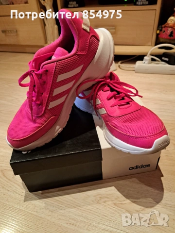 Маратонки Адидас , снимка 2 - Маратонки - 54253581
