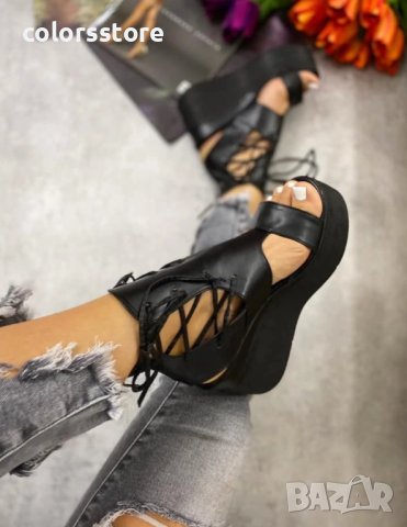 Сандали на платформа - черна кожа с черно ходило - 3420
