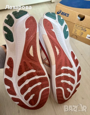 Продавам женски маратонки Asics, снимка 3 - Маратонки - 54015711
