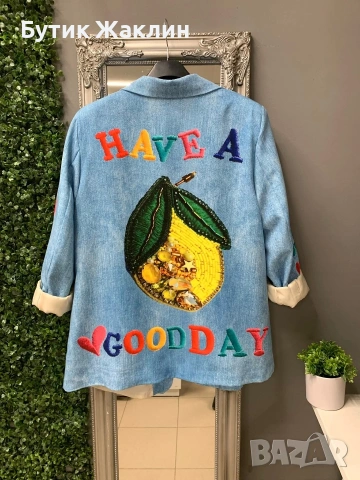 Дамско сако, снимка 2 - Сака - 53377706