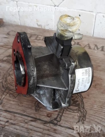 Вакуумна помпа за renault modus 1,5d 2005, снимка 3 - Части - 37061254