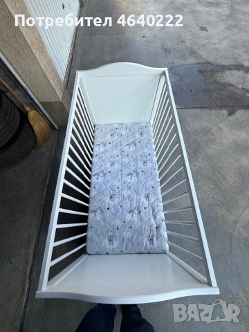 Детско креватче от Икеа + матрак , снимка 2 - Спални и легла - 53108276