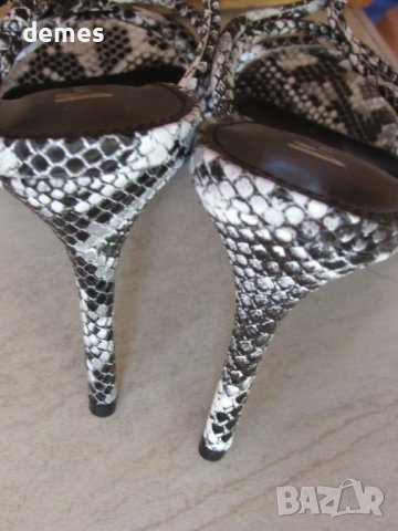 Луксозни нови сандали By very змийски принт номер 40, снимка 8 - Дамски елегантни обувки - 37058922