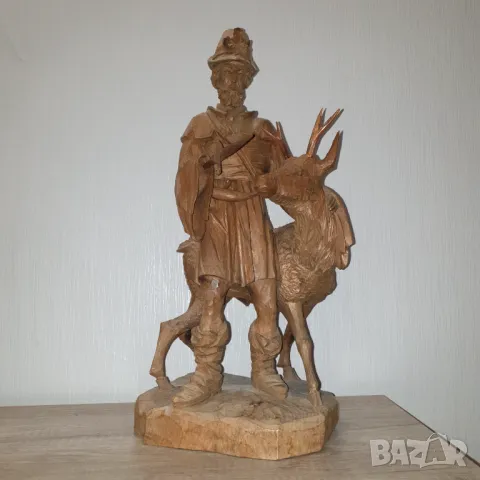 Стара красива дървена фигура ръчна изработка-елен и ловец, снимка 11 - Антикварни и старинни предмети - 49329404
