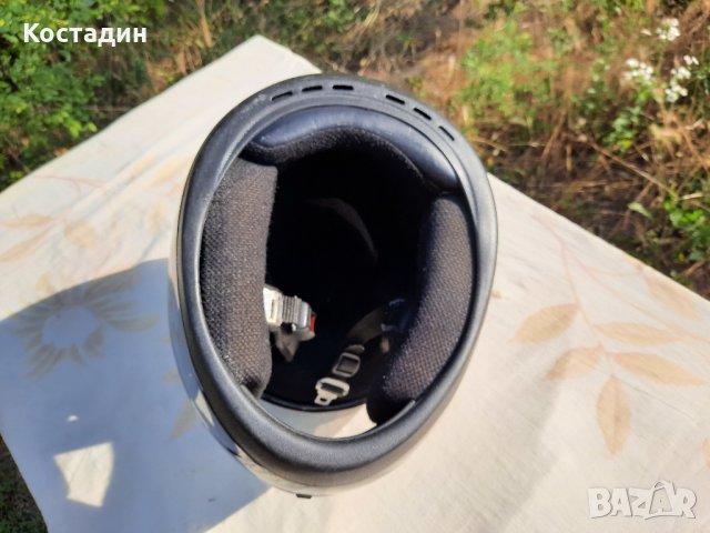 Мото каска UVEX размер 57-58см , снимка 6 - Аксесоари и консумативи - 29292956