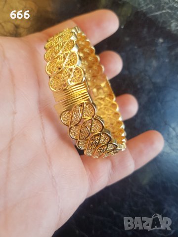 Гривна, снимка 3 - Гривни - 42768701