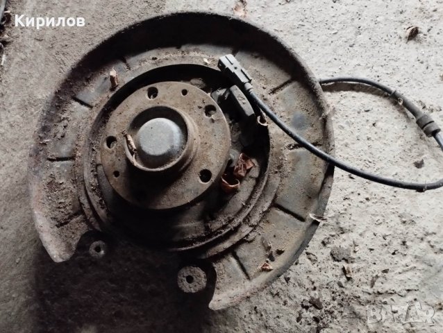 Задна дясна шенкел главина за Peugeot 607 2,2 ХДИ, снимка 1