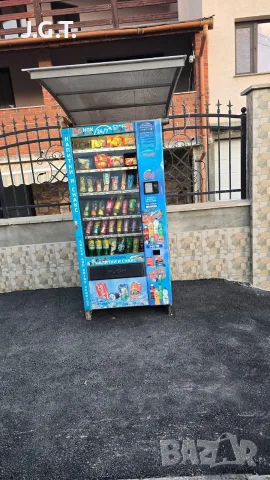 Продавам вендинг машина Bianchi