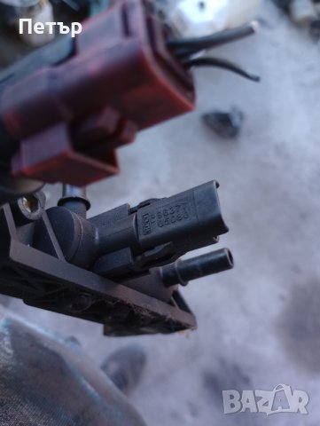 Датчик за налягане , температура на горивото Пежо ситроен 9637705080 , снимка 2 - Части - 39759662