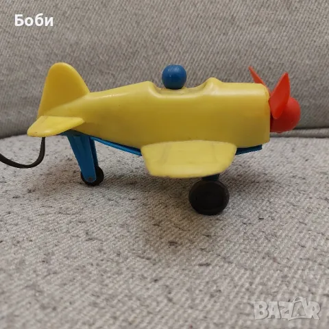 Стара Българска Пластмасова Рядка Играчка Самолет с Дистанционно , снимка 6 - Колекции - 48322350