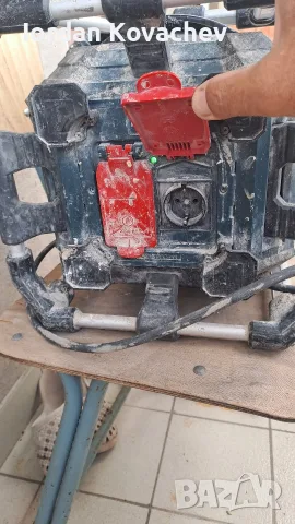 акумулаторно строително радио bosch gml 20, снимка 2 - Радиокасетофони, транзистори - 55768710