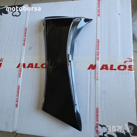 ляв спойлер Yamaha T Max 2001-2007 Т МАХ, снимка 2 - Части - 55730499