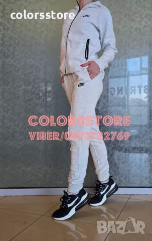 Дамски спортен екип Nike код VL71