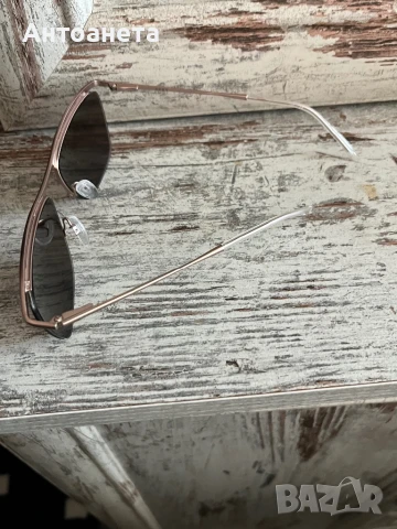 Слънчеви очила DKNY, снимка 2 - Слънчеви и диоптрични очила - 51109127