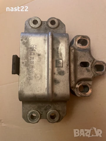 Тампон за двигател Фолксваген Голф 5  1КО 199 555