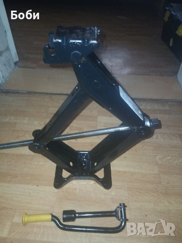 Авариен крик Додж гранд карнавал оем , снимка 13 - Аксесоари и консумативи - 52591642