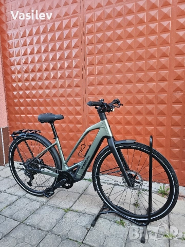 Електрически градски велосипед Trek FX+ 7 Midstep / като нов / 500 км, снимка 7 - Велосипеди - 54196700