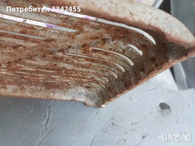 Стара,метална подложка за ютия, снимка 3 - Антикварни и старинни предмети - 51461517