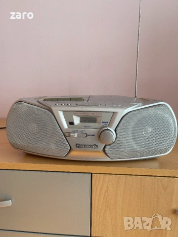 Радиокасетофон с CD Panasonic, снимка 3 - Радиокасетофони, транзистори - 54157797