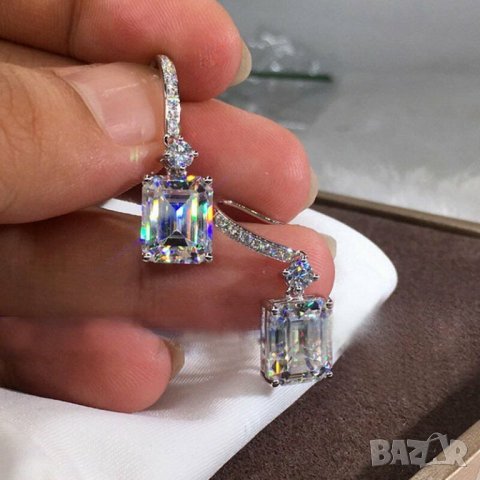 Обеци с бели циркони и кристали - висящи