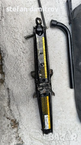 Kрик и ключ за джанти за Opel Zafira B ,Astra ,Saab 9-5, снимка 3 - Аксесоари и консумативи - 51293741