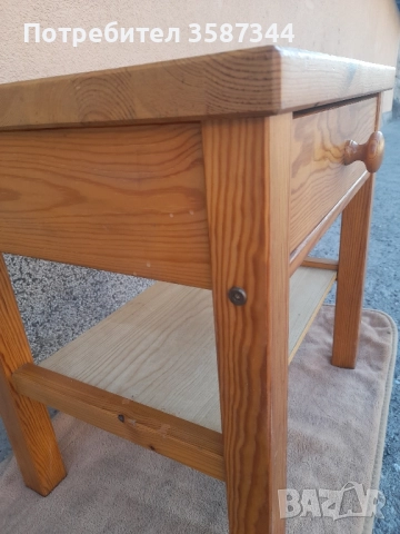 дървена масичка с чекмедже, снимка 2 - Маси - 51670033