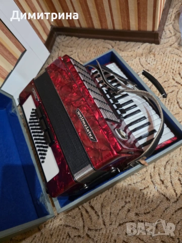 Акордеон Weltmeister, снимка 2 - Акордеони - 53903981