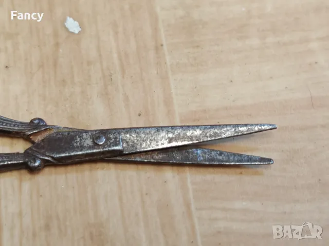 Малка стара ножица Singer, снимка 10 - Антикварни и старинни предмети - 47694734