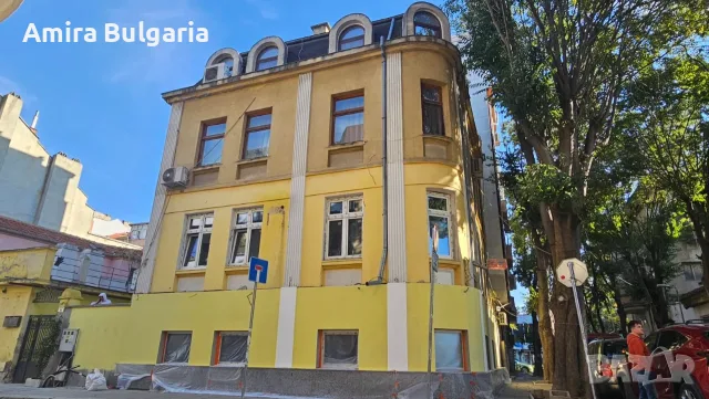 Партер в идеален център - Варна
