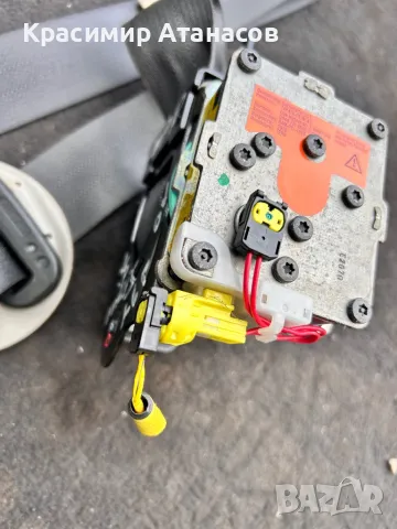 Предпазен колан преден десен за Тойота аурис. 73210-02281, снимка 3 - Части - 49652907